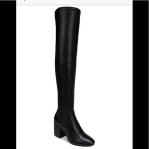 NWOB Bar III Gabrie Boots Size 8